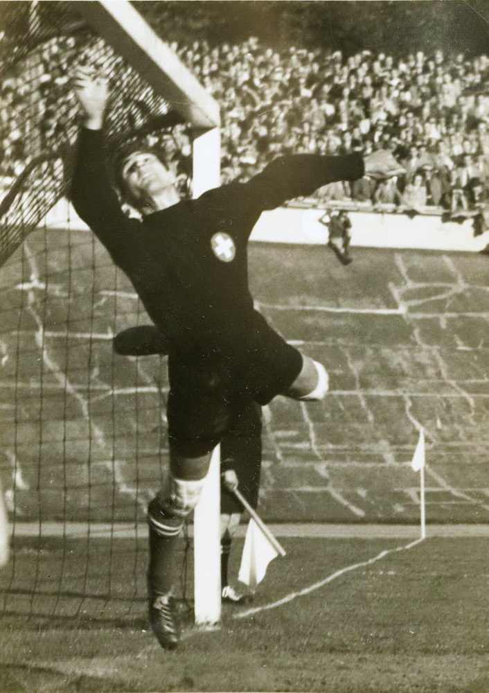 1953 10 11 GER SUI Wupperthal 15