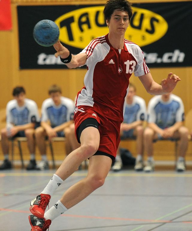 2010-05-11_awa_hand2010CHsloU19_nr13 Luca Spengler.JPG