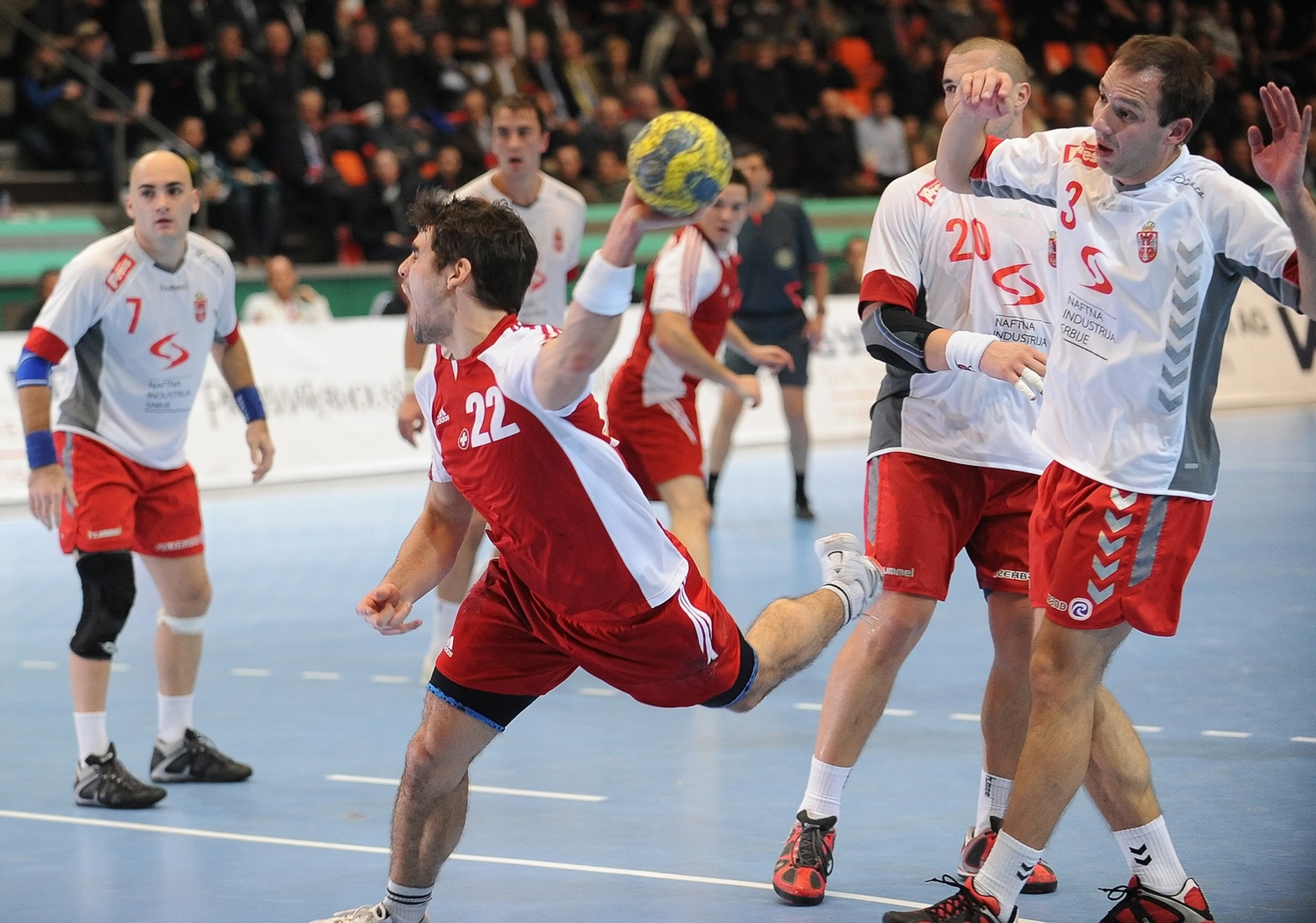 2008-11-26 SUI-SRB EM-Quali 32-32 136 Hüsser Markus.JPG