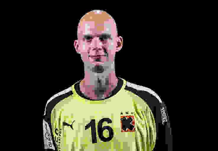 16 Julien Meyer 24 25 PRO 7205 16 Julien Meyer 24 25 PRO 7205