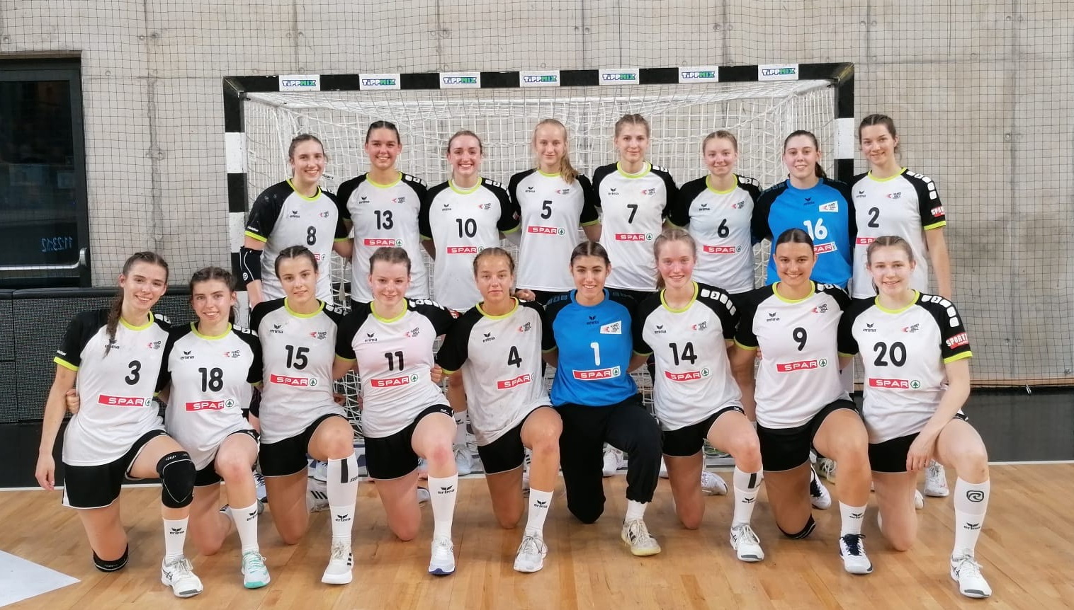 U20 Frauen Mannschaftsbild Januar 2022