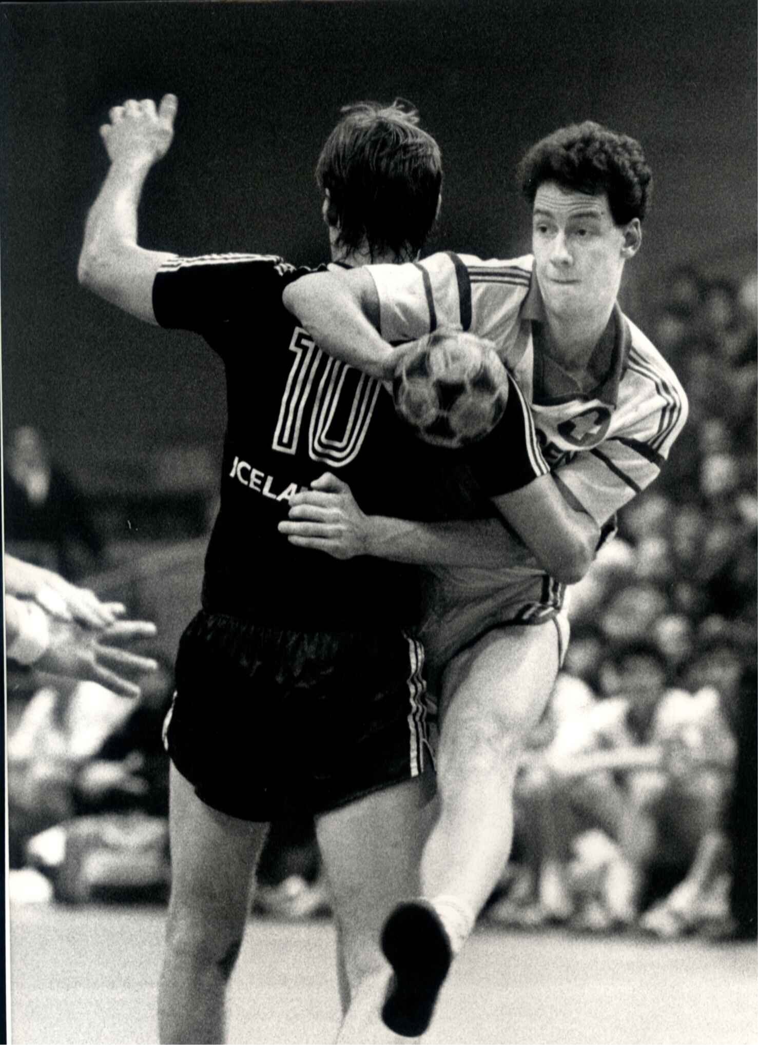 1989-02-21 B-WM SUI-ISL 18-19 Jens Meyer.jpg