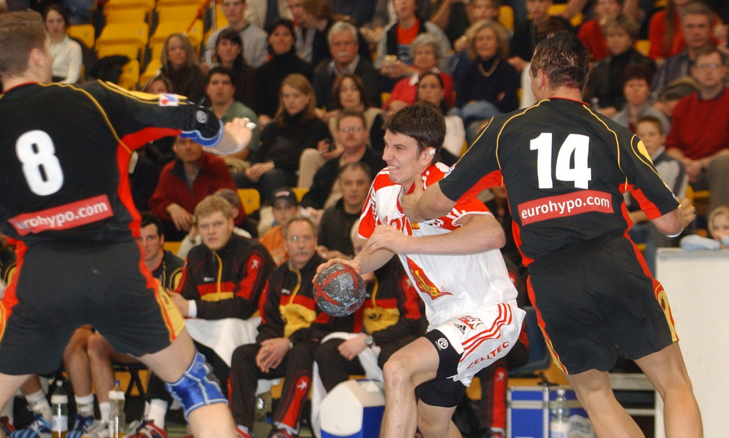 2005-01-09 SUI-GER 25-31 Testspiel Eulachhalle Schmid 05.jpg