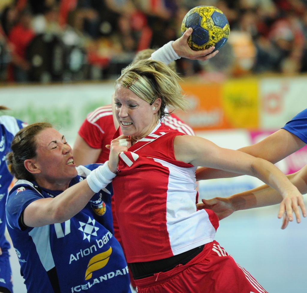 2012-03-22 SUI-ISL - Dinkel Nicole6.JPG