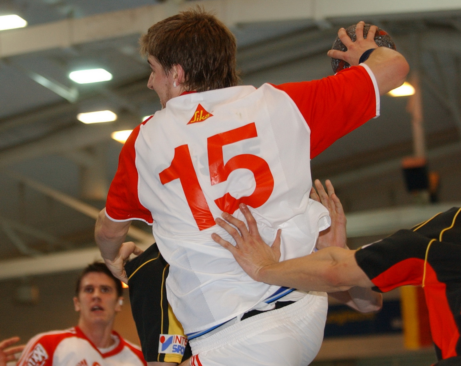 2005-01-09 SUI-GER 25-31 Testspiel Eulachhalle Furer 10.jpg