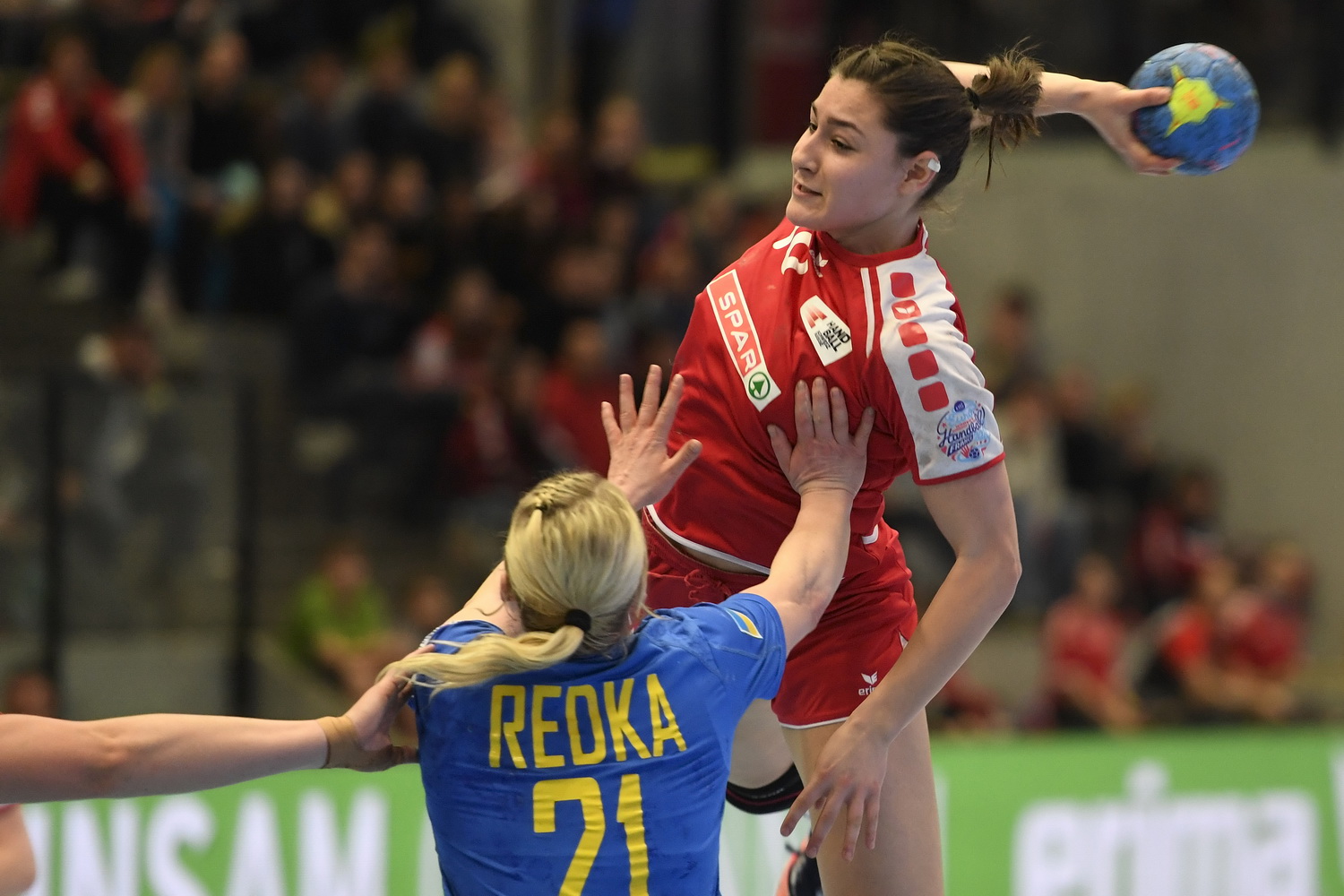 2018_03_21_SUI-UKR_Gautschi Daphne_4.jpg