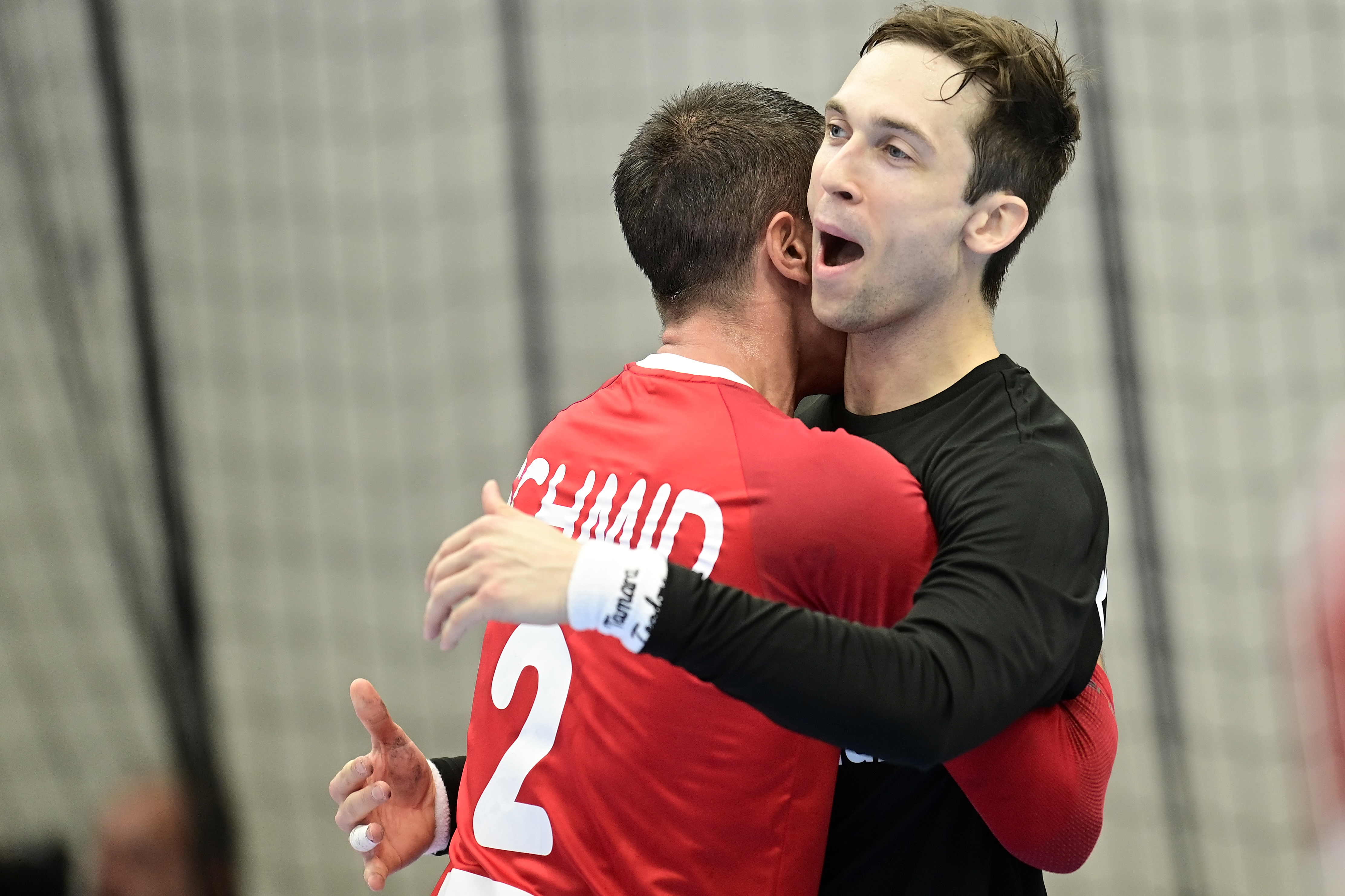 Schmid und Portner nach dem knappen Sieg über Georgien